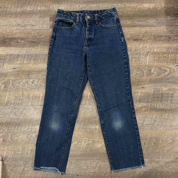 Brandy Melville Denim - Brandy Melville/John Galt Raw Hem Cropped Straight Leg Jeans Size Medium